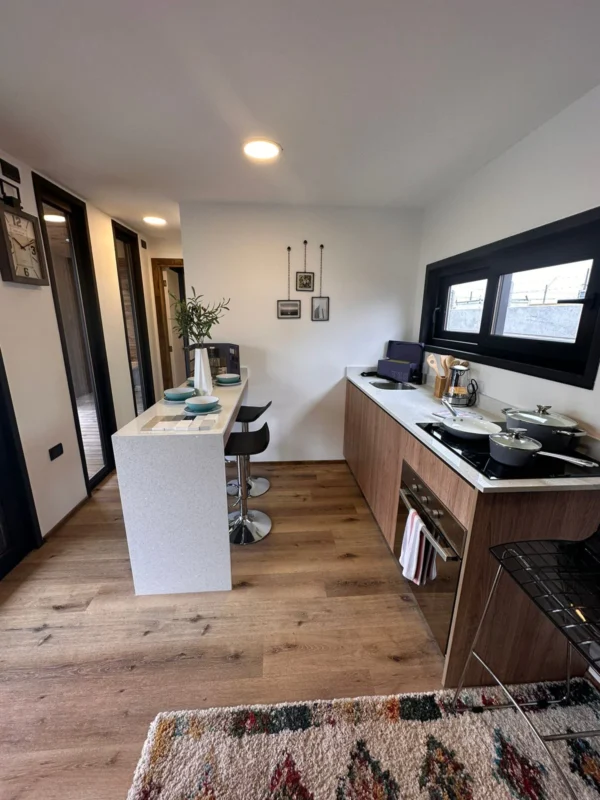 BONITO MÓDULO SURF BOX 30M² - Imagen 8