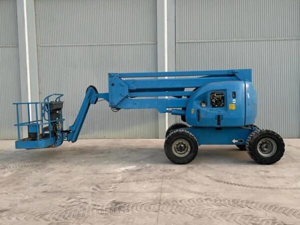 2005 JLG 450AJ