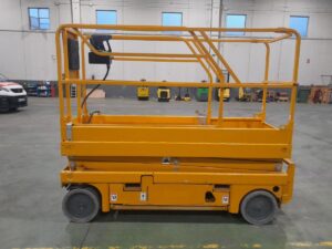 2006 HAULOTTE COMPACT 8