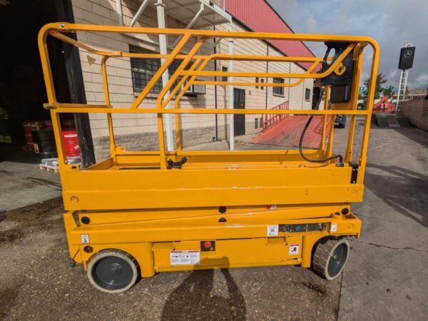 2006 HAULOTTE COMPACT 8 - Imagen 2