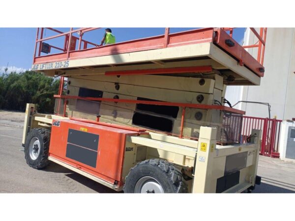 2006 JLG 210-25 - Imagen 3