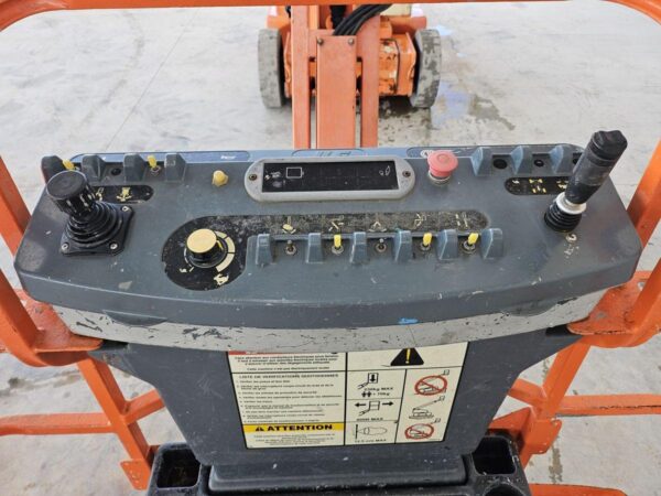2006 JLG E400AJPN - Imagen 8