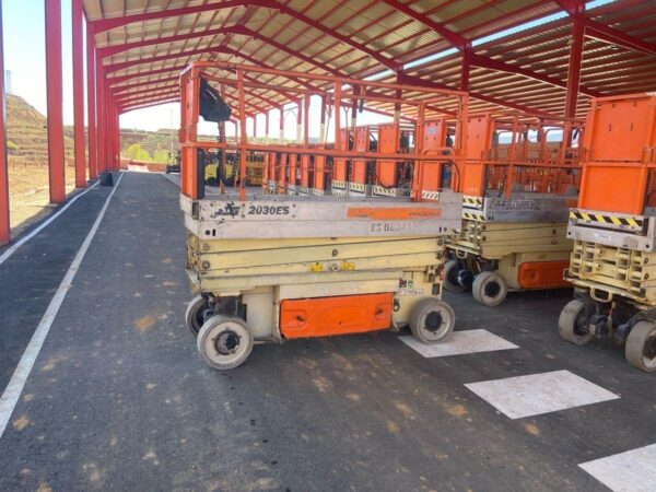 2008 JLG 2023 ES
