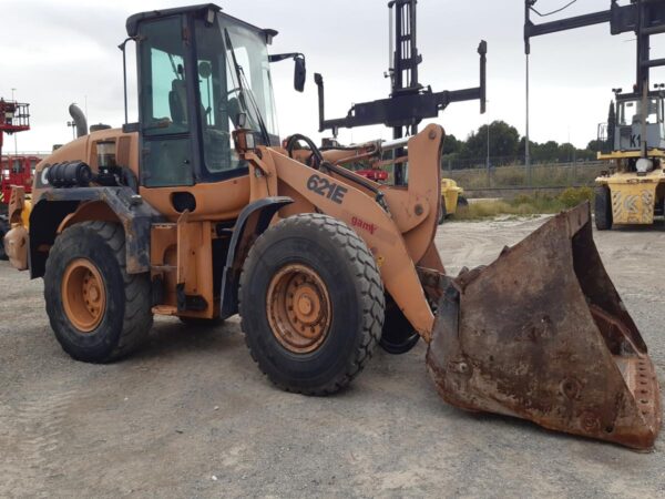 2011 CASE 621E LOADER