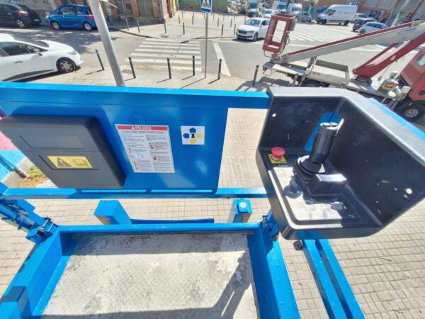 2012 GENIE GS-2669RT - Imagen 8