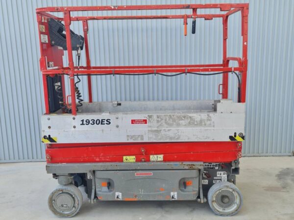 2012 JLG 1930 ES