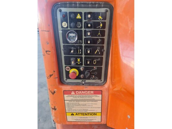 2006 JLG E400AJPN - Imagen 10