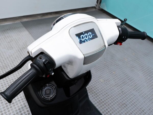 2021 URBAN DELIVERY 80 - Imagen 10