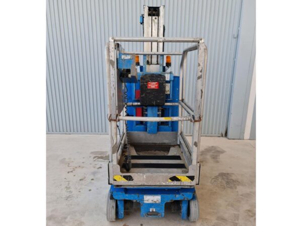 2015 GENIE GR-20 - Imagen 3