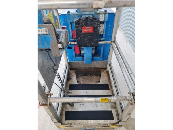 2015 GENIE GR-20 - Imagen 6