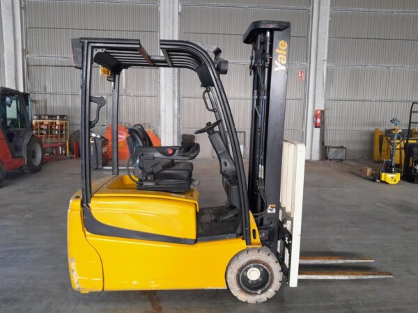 2015 YALE ERP 18 VT MWB