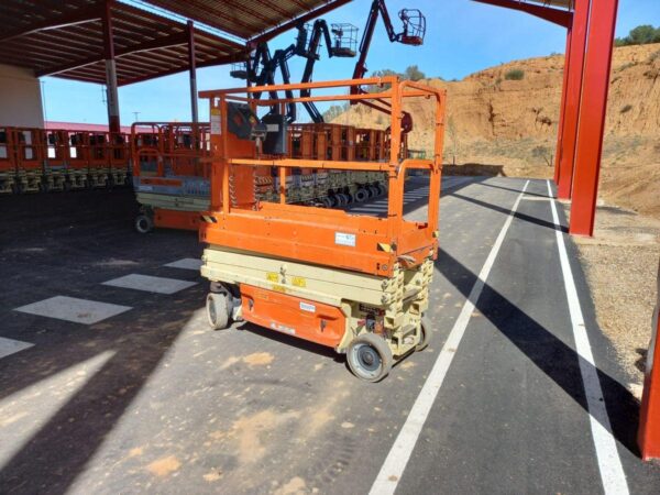 2016 JLG 1930 ES