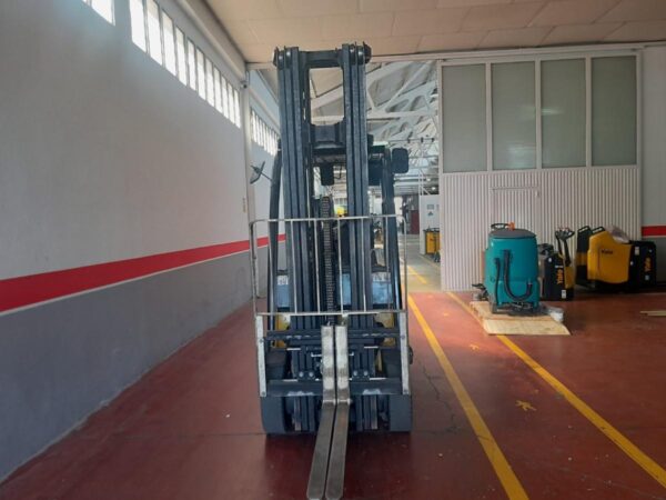 2016 YALE GDP16VX - Imagen 2