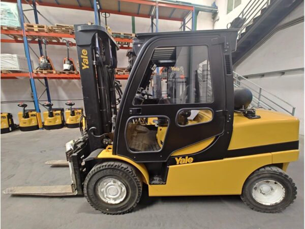 2016 YALE GLP50VX