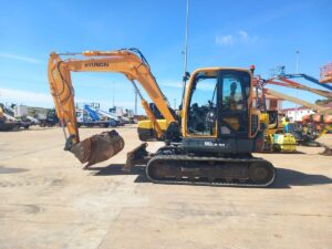 2018 HYUNDAI R80CR-9A