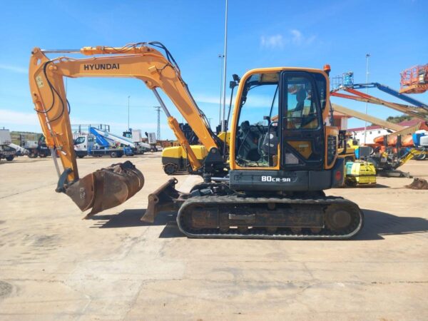 2018 HYUNDAI R80CR-9A - Imagen 2