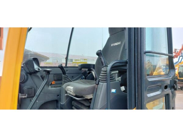 2018 HYUNDAI R80CR-9A - Imagen 8