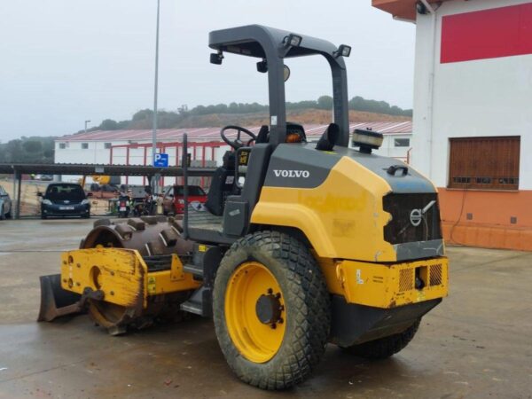 2018 VOLVO SD45B - Imagen 2