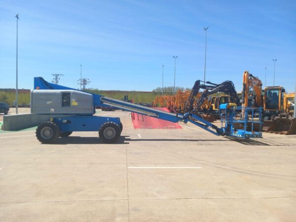 2019 GENIE S45 - Imagen 4