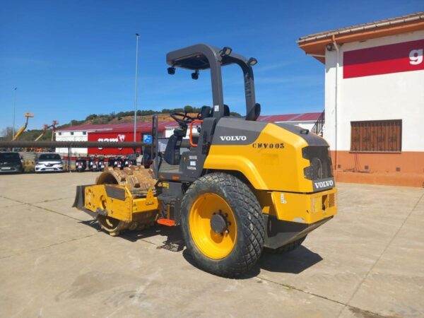 2019 VOLVO SD45B - Imagen 8