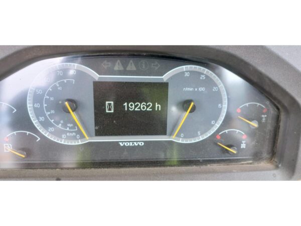 2020 VOLVO A25G - Imagen 20