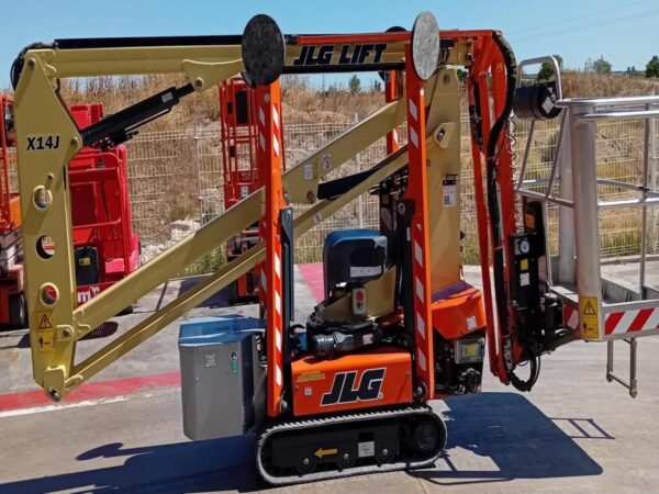 2021 JLG X14J
