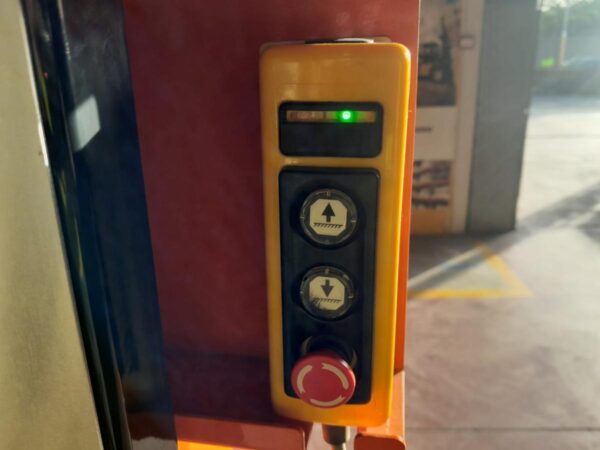 2022 JLG NANO - Imagen 12