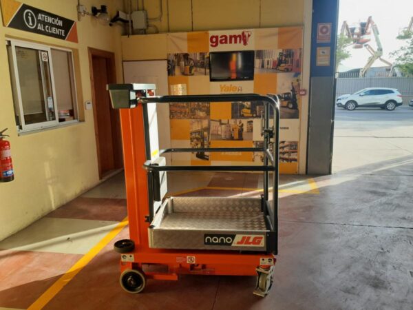 2022 JLG NANO