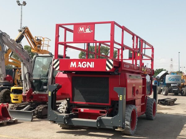 2022 MAGNI DS1523RTP - Imagen 2