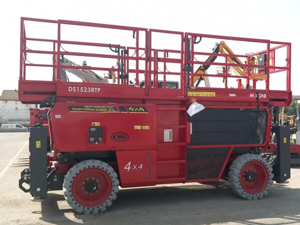 2022 MAGNI DS1523RTP