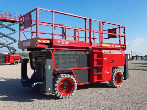 2023 MAGNI DS1523RTP - Imagen 2
