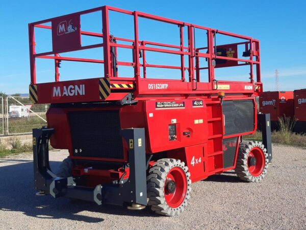 2023 MAGNI DS1523RTP - Imagen 2