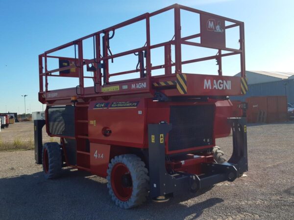 2023 MAGNI DS1523RTP - Imagen 4